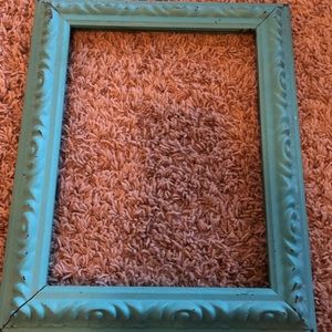 2 turquoise frames